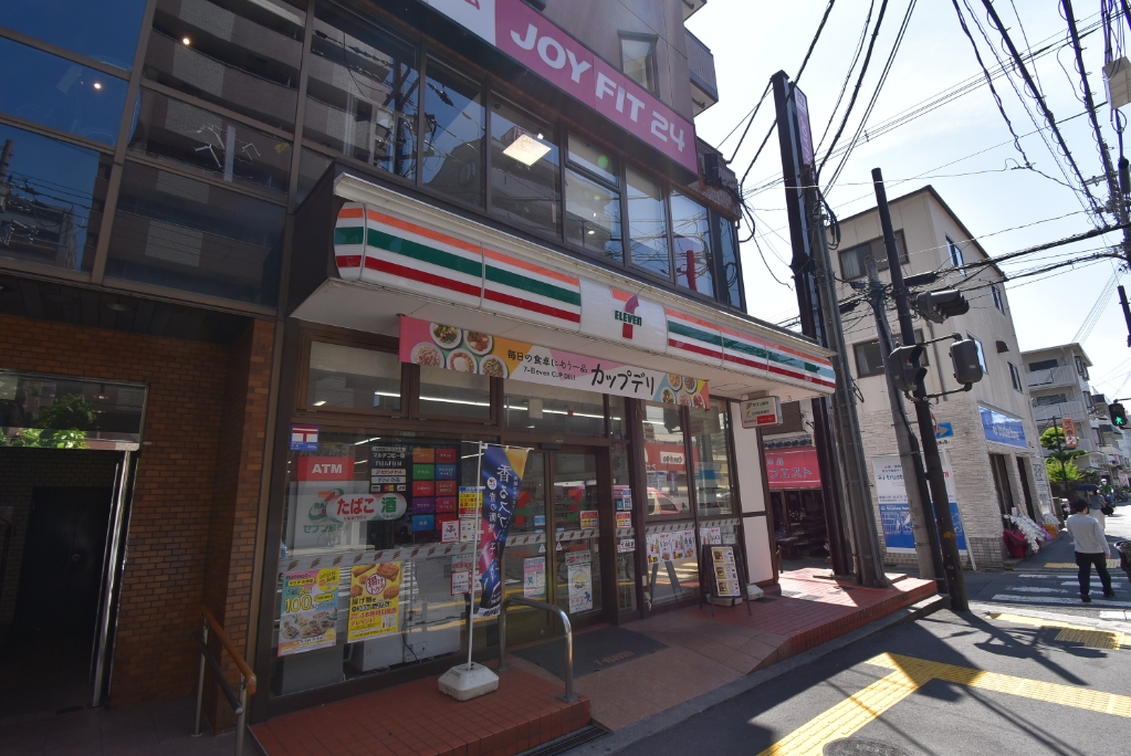 コンビニ　セブンイレブン 寝屋川香里新町店（コンビニ）まで202m