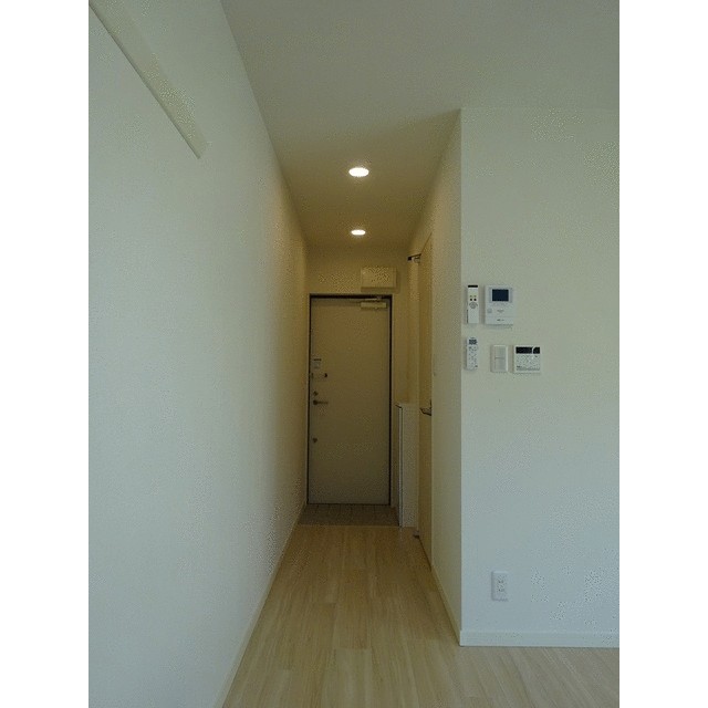 玄関　同建物別部屋参照