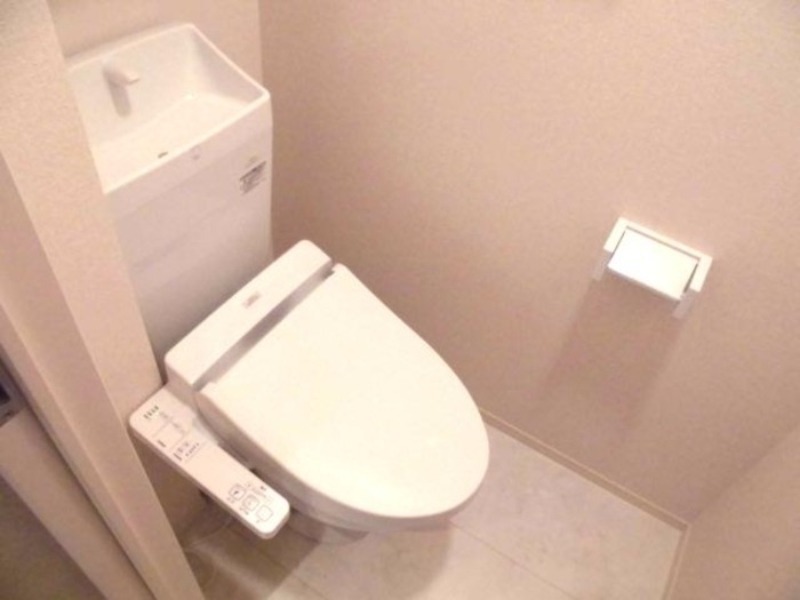 トイレ　図面と現状に相違がある場合には現状を優先