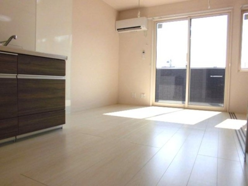 居室・リビング　図面と現状に相違がある場合には現状を優先