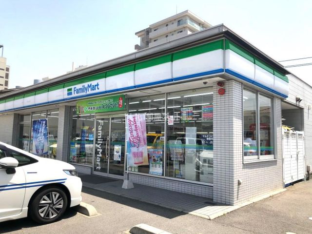 コンビニ　ファミリーマート　東古松店（コンビニ）まで156m