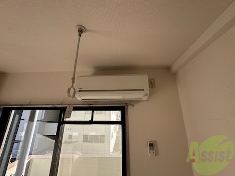 その他設備　こちらで室内洗濯物干しが可能です。雨の日に便利ですね。