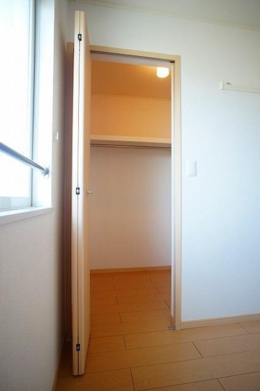 収納　図面と現状に相違がある場合には現状を優先