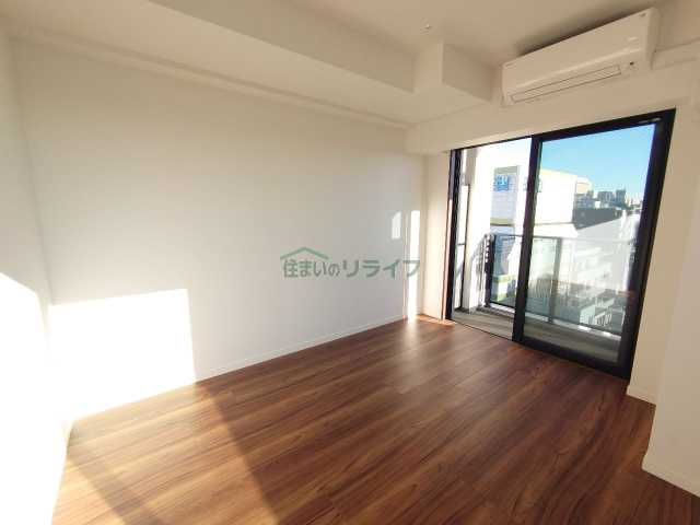 居室・リビング　別部屋の参考写真になります。