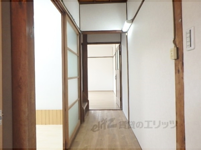 その他部屋・スペース　廊下