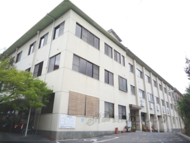 病院　高雄病院（病院）まで300m