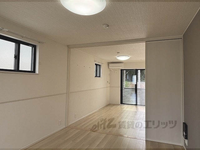 居室・リビング　洋室