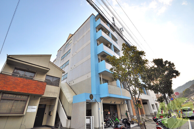 建物外観　なんと言ってもおしゃれなこの外観！