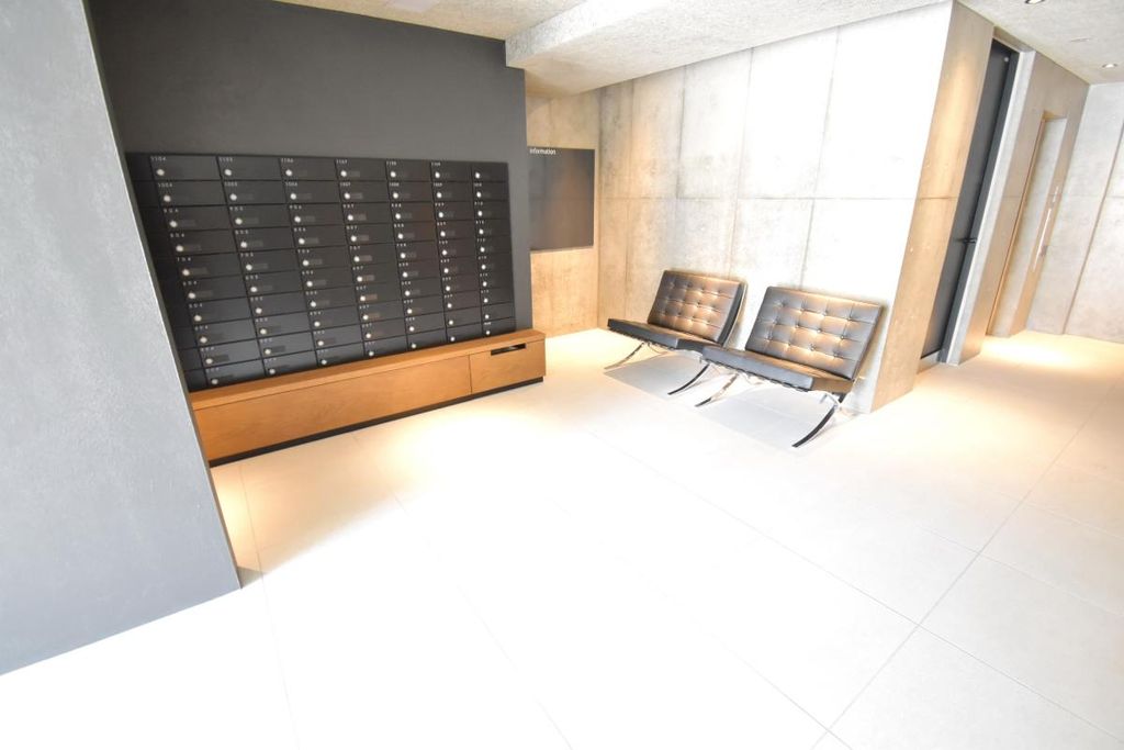 ロビー　ロビー