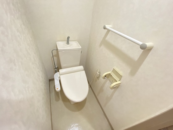 トイレ　※別部屋の写真です