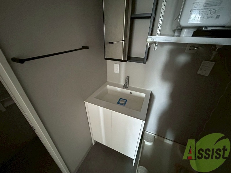 洗面設備　シャンプードレッサーなので身支度しやすそうですね。