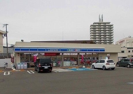 コンビニ　ローソン海南名高西様（コンビニ）まで350m