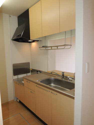 キッチン　※同タイプの部屋写真です