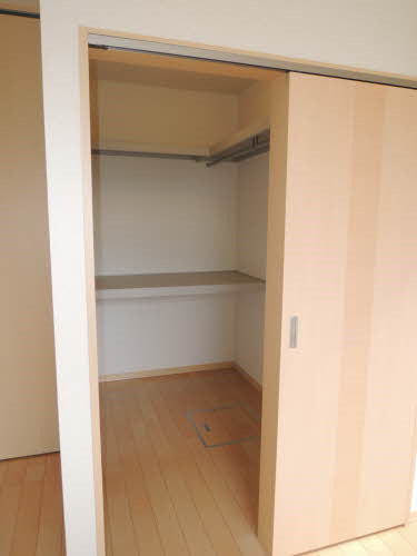 収納　※同タイプの部屋写真です