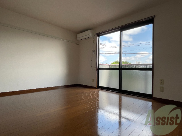 居室・リビング　７．８帖のリビングです。広々としていますね。