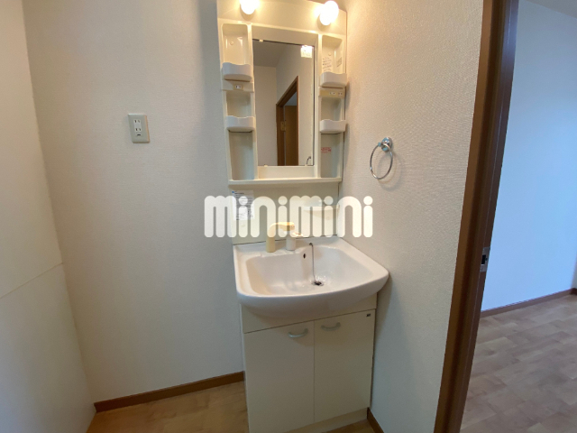 洗面設備　シャンプードレッサーです。