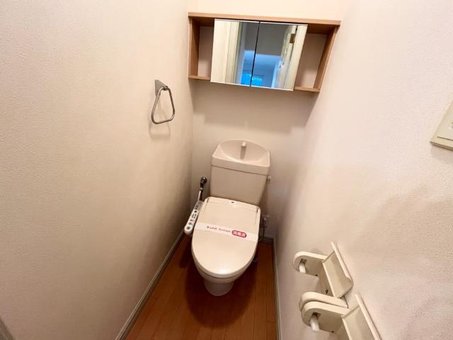 トイレ　シャワー付トイレ