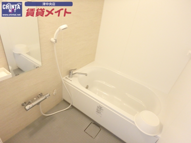 バス・シャワールーム　共用