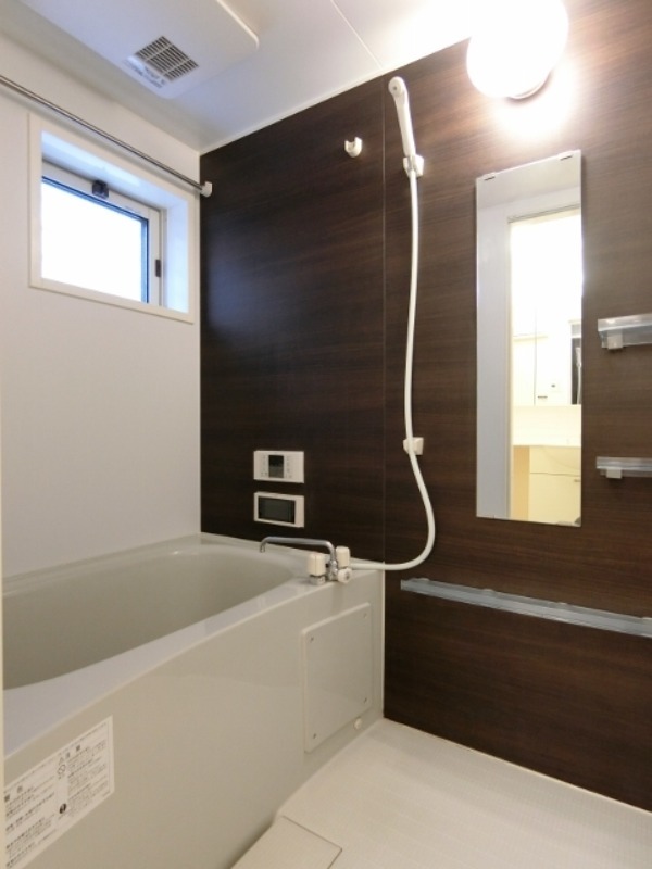 バス・シャワールーム　図面と現状に相違がある場合には現状を優先