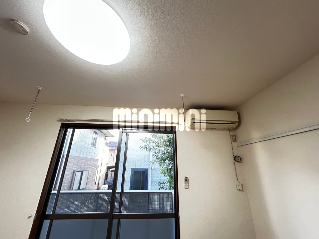 その他設備　エアコン、照明