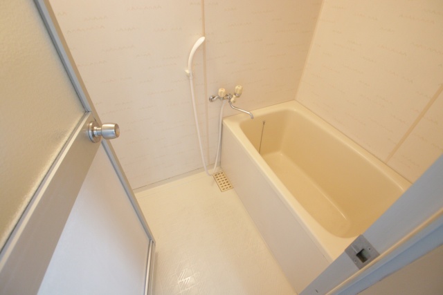 バス・シャワールーム　※別号室参考写真の為現状優先となります