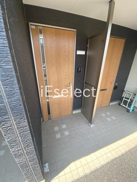 エントランス　エントランスも綺麗ですね。