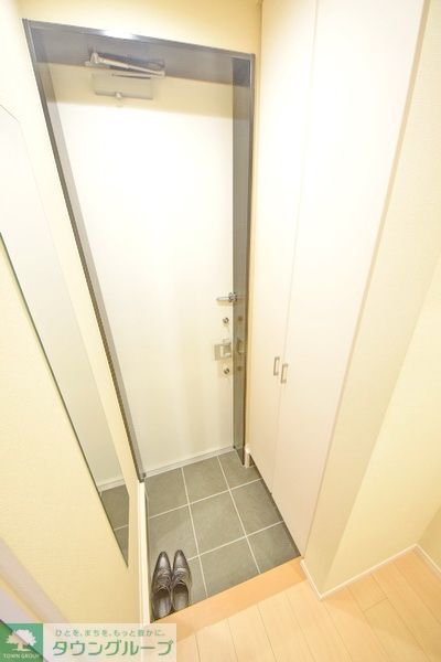 玄関　別部屋参考写真です