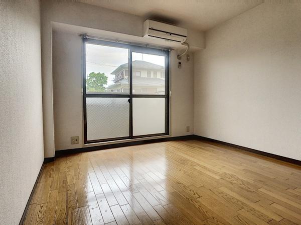 居室・リビング　フローリング♪