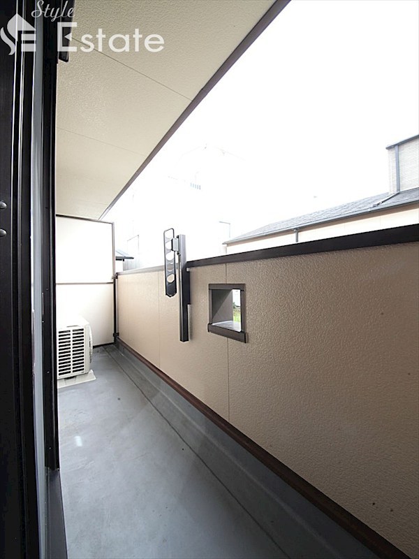 バルコニー　バルコニー