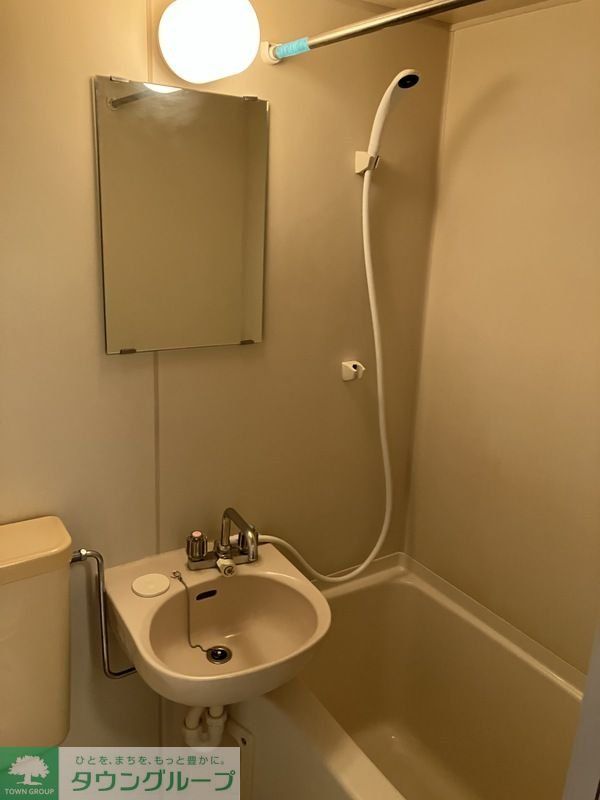 バス・シャワールーム　バス