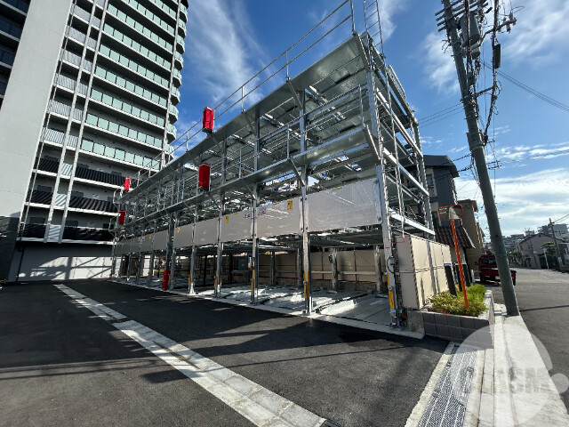 駐車場　敷地内駐車場