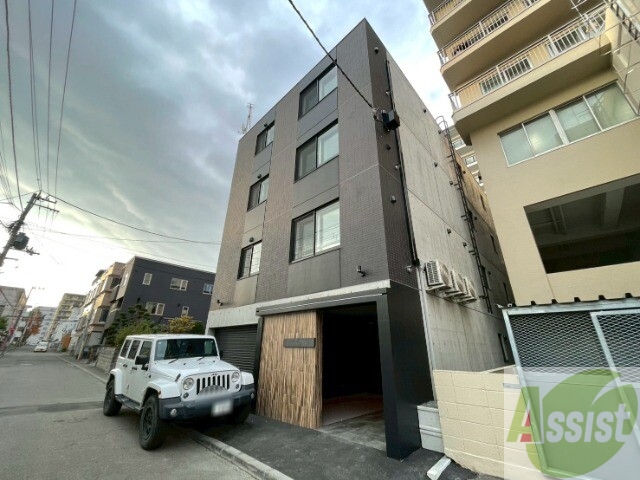 建物外観　中央区南９条「仮）ドルチェ９１１」完成予想パース