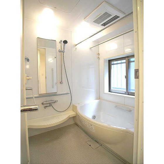 バス・シャワールーム　追焚・浴室乾燥機付き