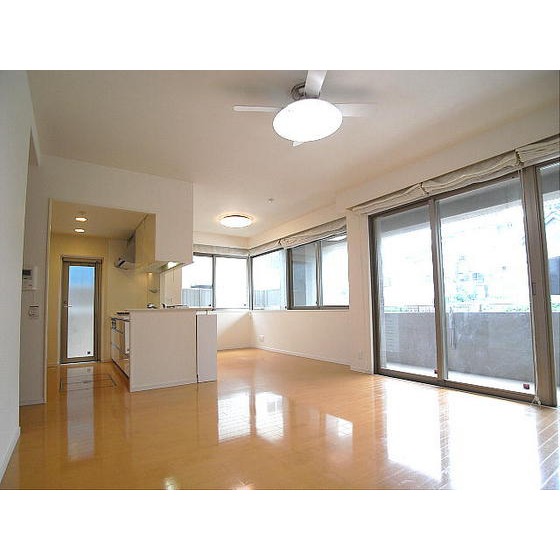 居室・リビング　リビング