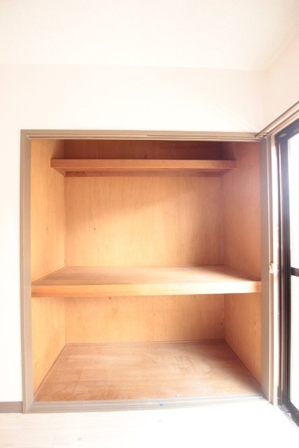 収納　同物件別号室