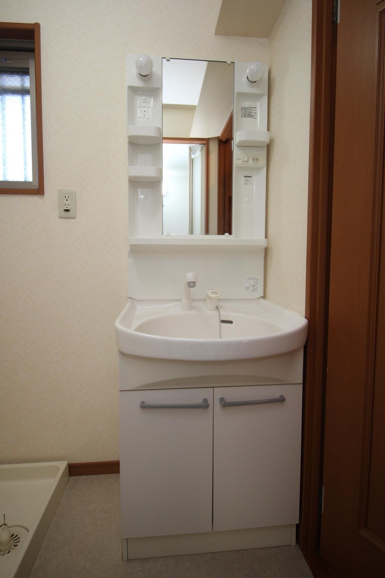 バス・シャワールーム　洗面所