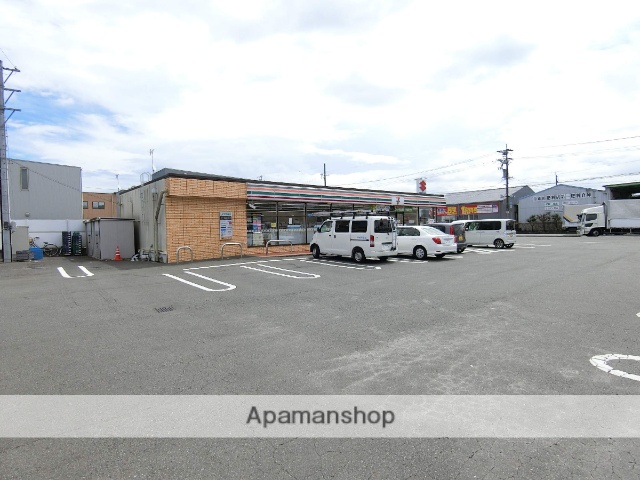 コンビニ　セブンイレブン（コンビニ）まで1888m