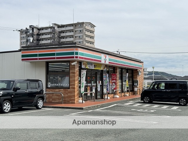 コンビニ　セブンイレブン　鶴羽田店（コンビニ）まで850m