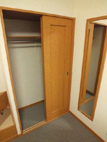 収納　クローゼット