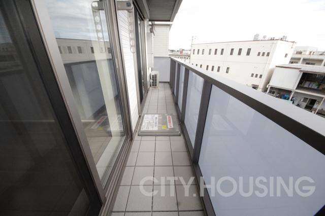 バルコニー　※同タイプ部屋の写真です。