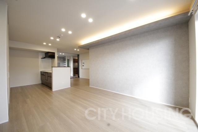 居室・リビング　※同タイプ部屋の写真です。