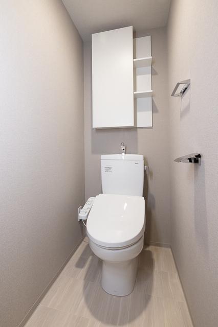 トイレ　※写真は同タイプ住戸です。
