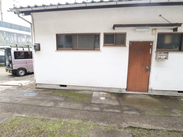 駐車場　同物件同タイプ