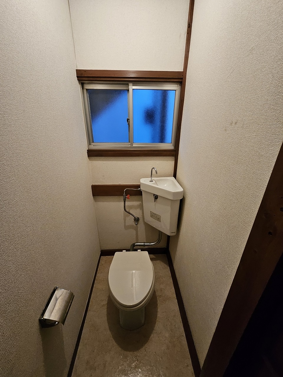 ＪＲ東海道本線 静岡駅 徒歩3分 2階建 築52年のトイレ写真