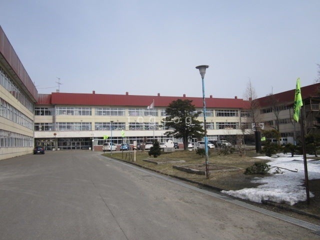 その他　東小学校（その他）まで1330m