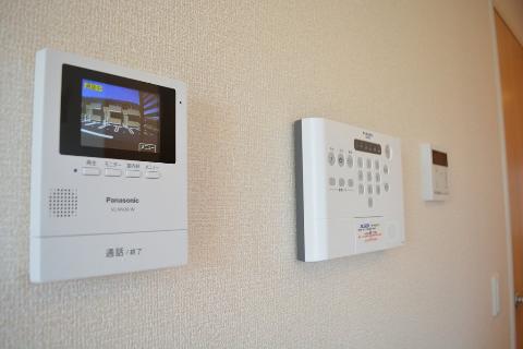 セキュリティ　カメラ付インターホン