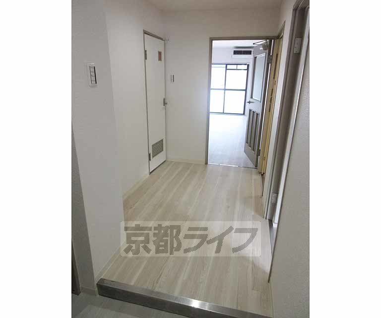 その他部屋・スペース　廊下も広々としています！