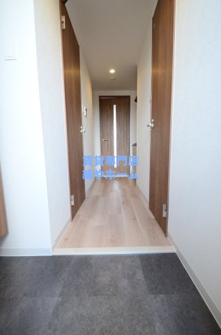 玄関　収納もある玄関です