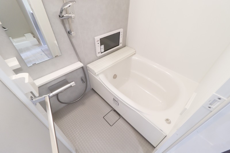 バス・シャワールーム　図面と現状に相違がある場合には現状を優先