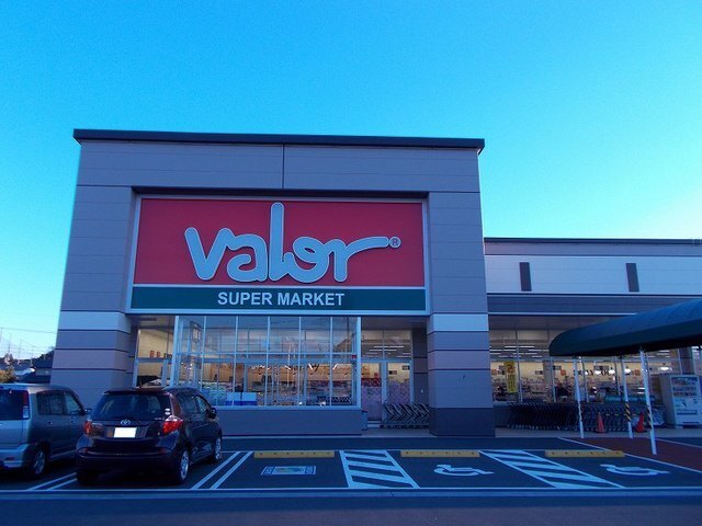 スーパー　バロー成滝店（スーパー）まで514m